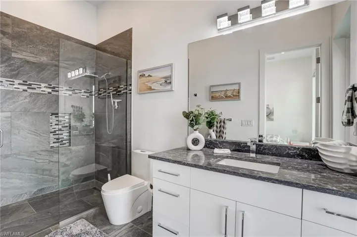 6390 River Club Ct, North Fort Myers, Florida 33917