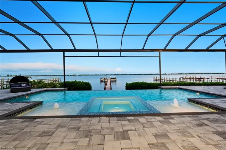 6390 River Club Ct, North Fort Myers, Florida 33917