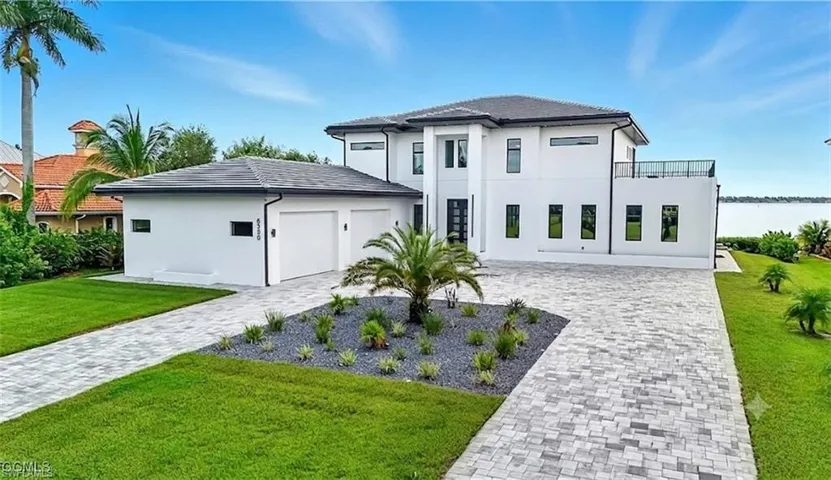 6390 River Club Ct, North Fort Myers, Florida 33917
