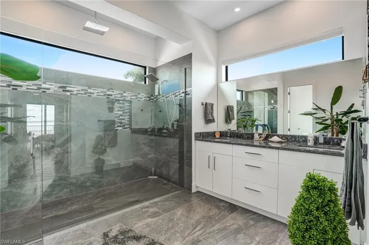 6390 River Club Ct, North Fort Myers, Florida 33917