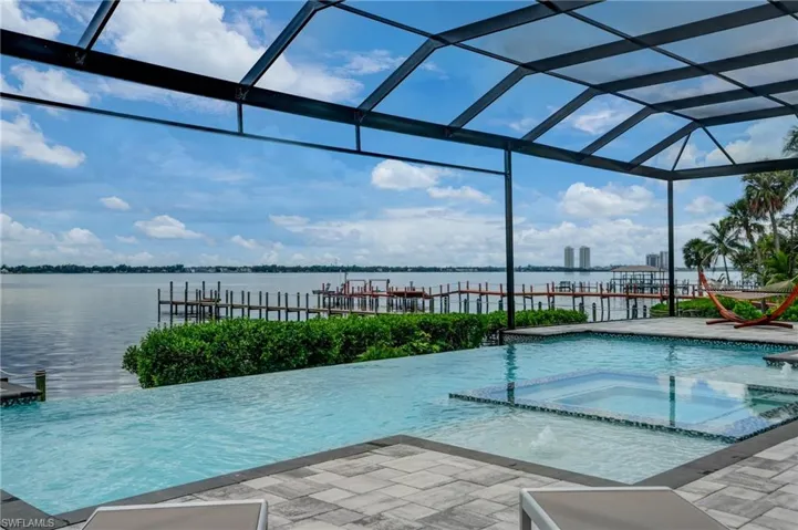 6390 River Club Ct, North Fort Myers, Florida 33917