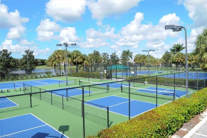 Pickelball courts