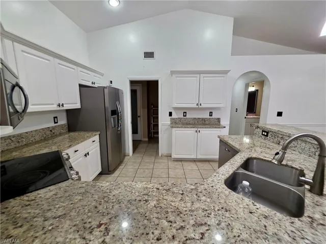 1803 Sw 2nd Ave, Cape Coral, Florida 33991