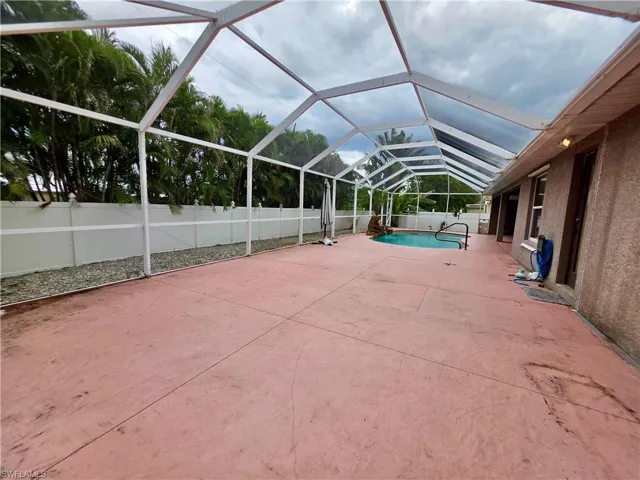 1803 Sw 2nd Ave, Cape Coral, Florida 33991