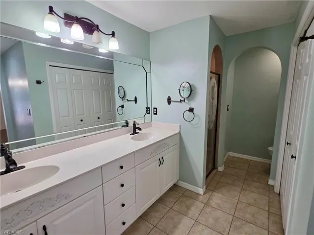 1803 Sw 2nd Ave, Cape Coral, Florida 33991