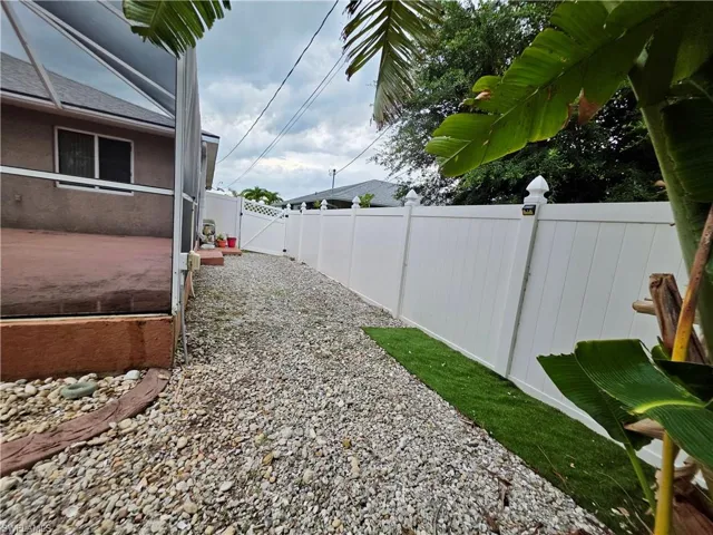 1803 Sw 2nd Ave, Cape Coral, Florida 33991