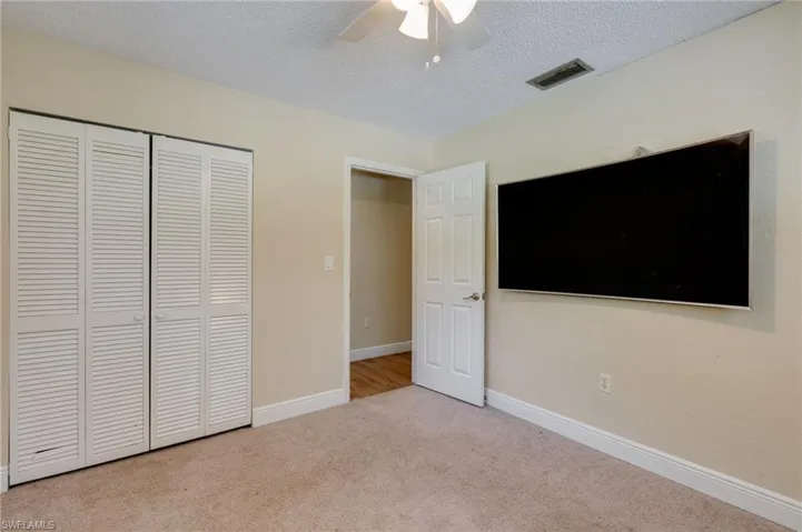 4613 Orange River Loop Rd, Fort Myers, Florida 33905