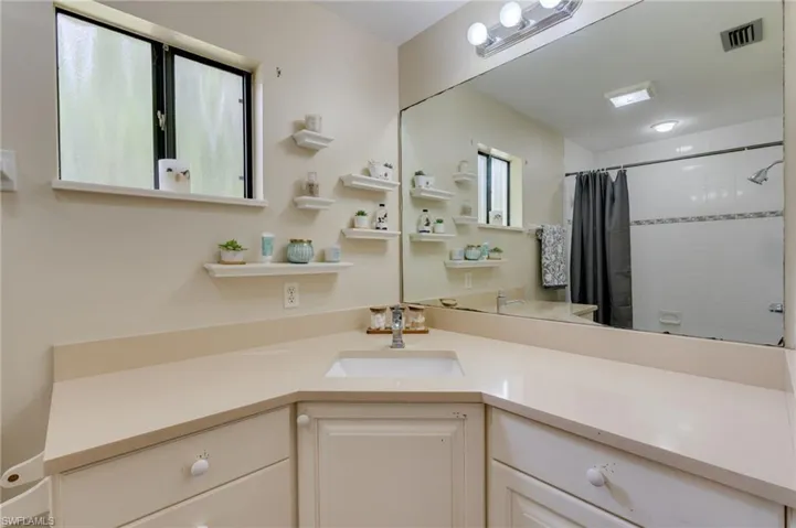 4613 Orange River Loop Rd, Fort Myers, Florida 33905