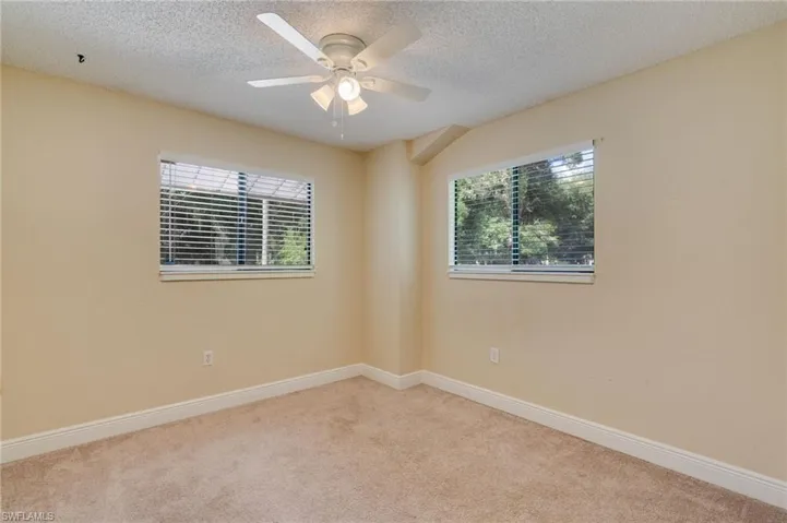 4613 Orange River Loop Rd, Fort Myers, Florida 33905