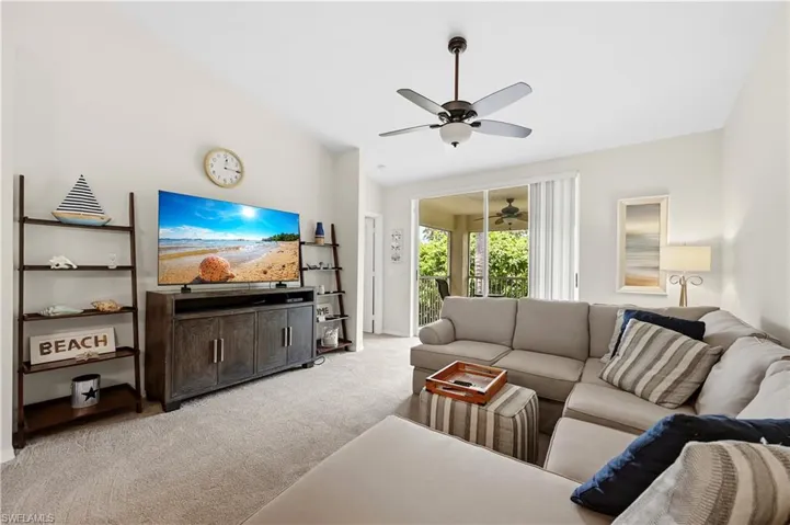 6605 Huntington Lakes Cir 203, Naples, Florida 34119
