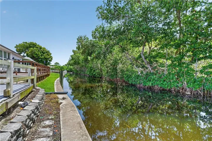 14633 Paul Revere Loop, North Fort Myers, Florida 33917