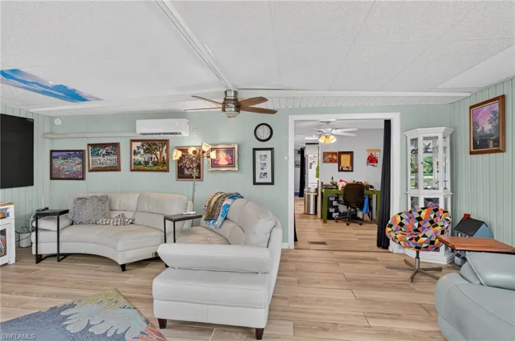 14633 Paul Revere Loop, North Fort Myers, Florida 33917