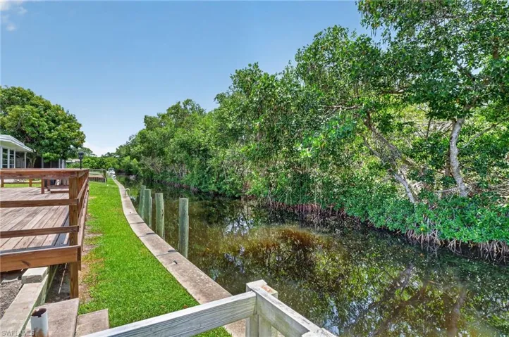 14633 Paul Revere Loop, North Fort Myers, Florida 33917