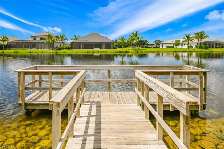 Many peaceful spots to stop and appreciate the tranquil surroundings