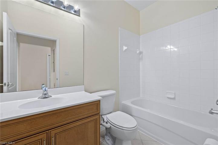 8490  Kingbird  LOOP, Estero, FL 33967