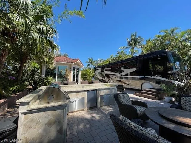 View of patio / terrace with exterior kitchen