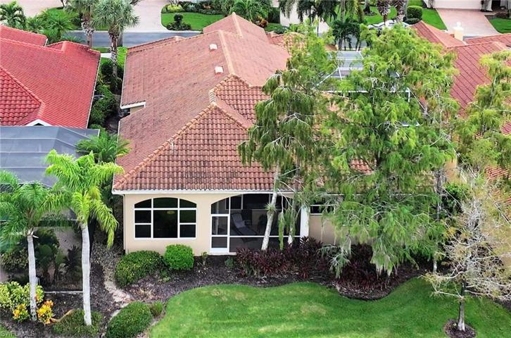 Lanai that looks out over the water and golf course