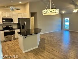 2136 SW 8th  PL, Cape Coral, FL 33991
