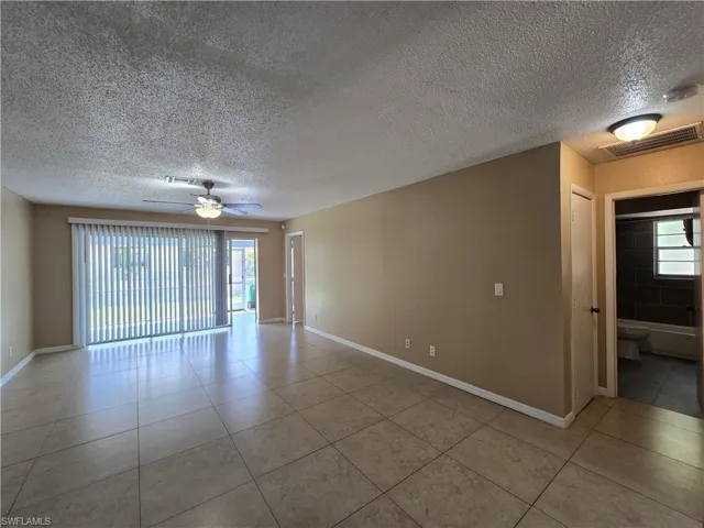 702 Se 47th St 2, Cape Coral, Florida 33904