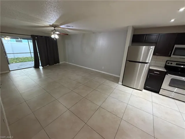 702 Se 47th St 2, Cape Coral, Florida 33904