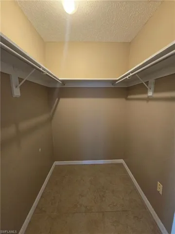 702 Se 47th St 2, Cape Coral, Florida 33904