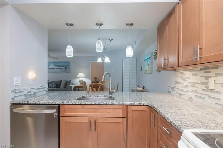 14831  Summerlin Woods  DR, Fort Myers, FL 33919