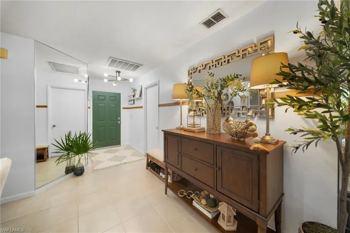 19101 Pine Run Ln, Fort Myers, Florida 33967