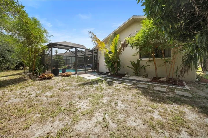 19101 Pine Run Ln, Fort Myers, Florida 33967