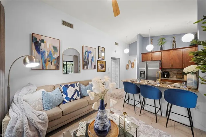 19101 Pine Run Ln, Fort Myers, Florida 33967