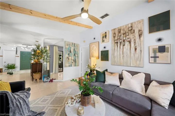 19101 Pine Run Ln, Fort Myers, Florida 33967