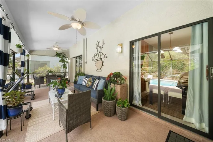19101 Pine Run Ln, Fort Myers, Florida 33967