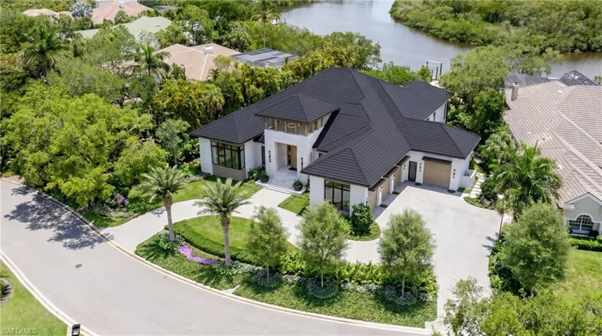 27311 Oak Knoll Dr, Bonita Springs, Florida 34134