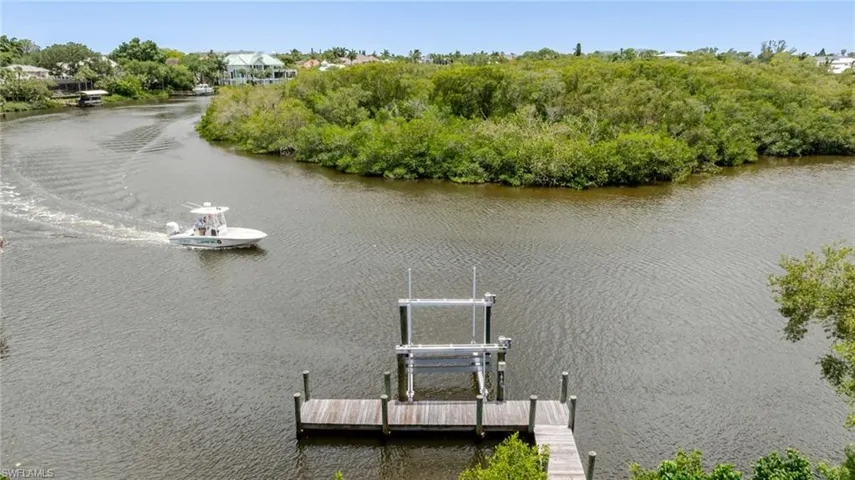 27311 Oak Knoll Dr, Bonita Springs, Florida 34134