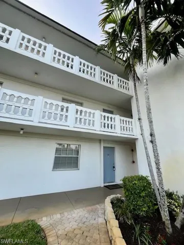 315  Saint Andrews  BLVD, Naples, FL 34113