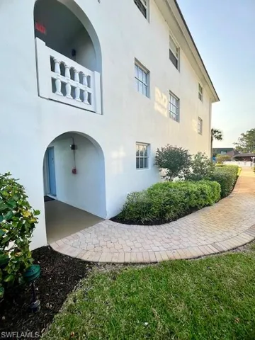 315  Saint Andrews  BLVD, Naples, FL 34113