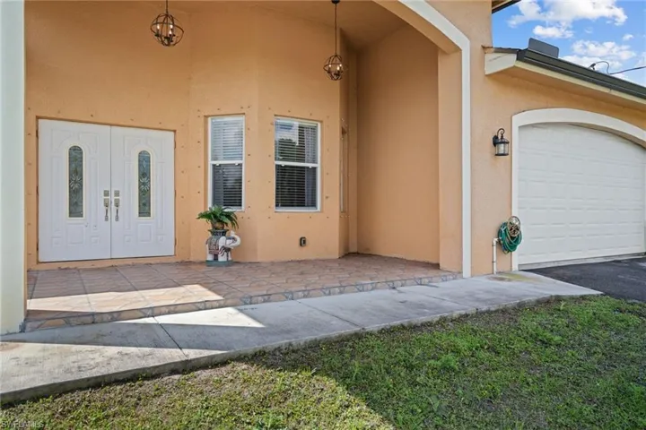 Oversized Front Porch