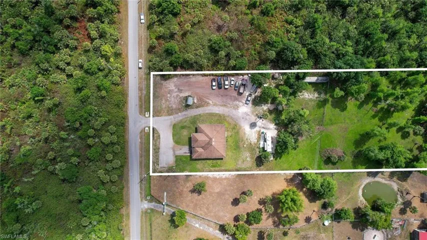 3620  34th SE AVE, Naples, FL 34117