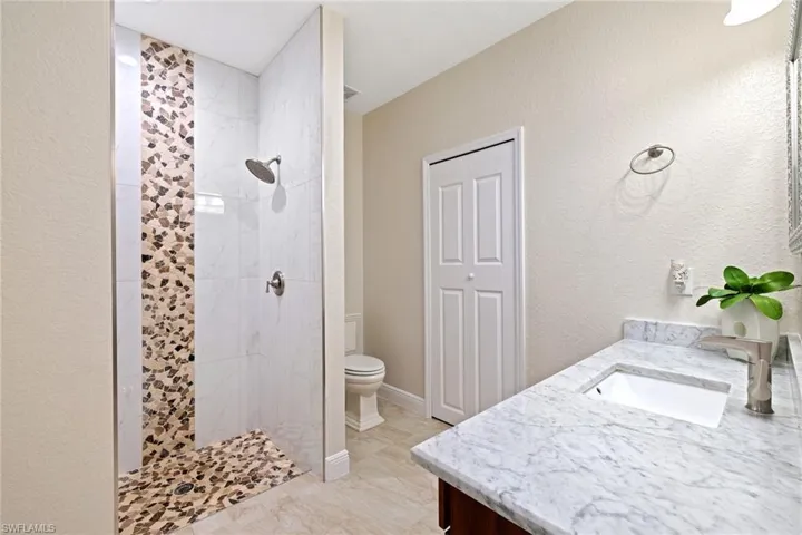3620  34th SE AVE, Naples, FL 34117