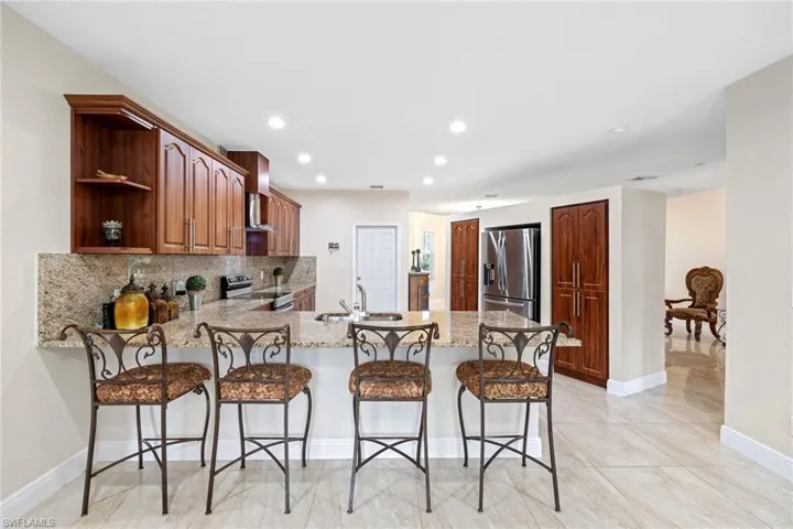 3620  34th SE AVE, Naples, FL 34117