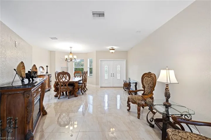3620  34th SE AVE, Naples, FL 34117