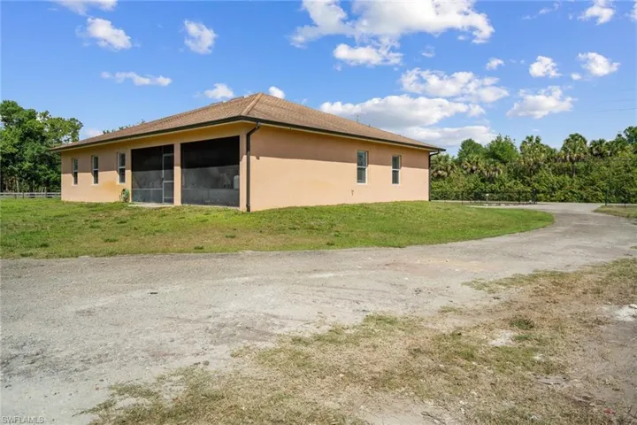 3620  34th SE AVE, Naples, FL 34117