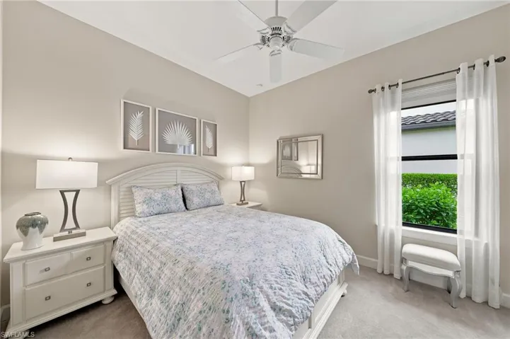 9392 Terresina Dr, Naples, Florida 34119