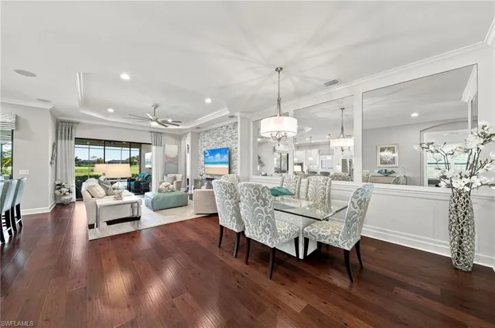 9392 Terresina Dr, Naples, Florida 34119