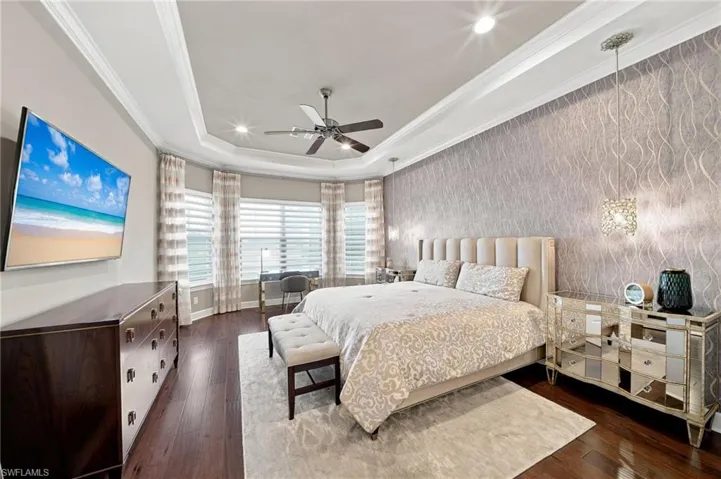 9392 Terresina Dr, Naples, Florida 34119
