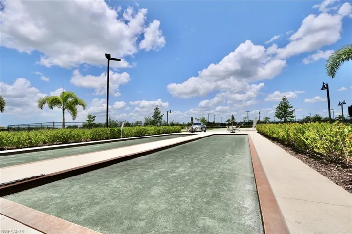 Surrounding community with a bocce ball area
