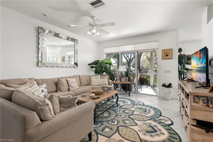 Living area.