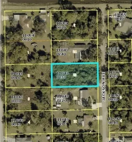 321 Jackson Ave, Lehigh Acres, Florida 33936