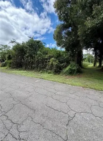 321 Jackson Ave, Lehigh Acres, Florida 33936