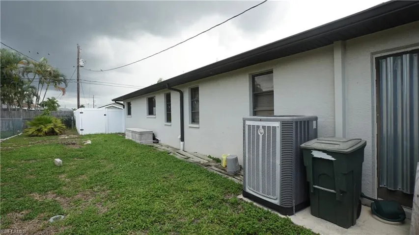 1203 33rd St, Cape Coral, Florida 33904