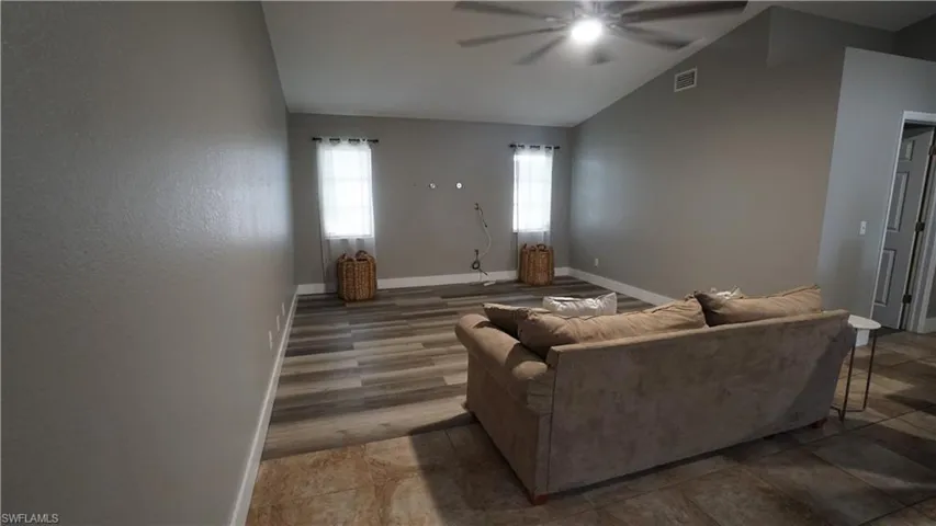1203 33rd St, Cape Coral, Florida 33904